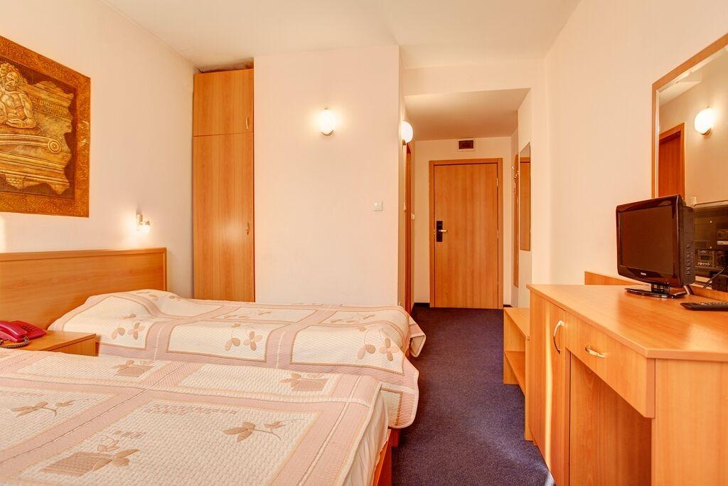 Central Plaza Hotel Sofia Bagian luar foto